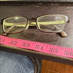 Black and Brown Rectangular Glasses